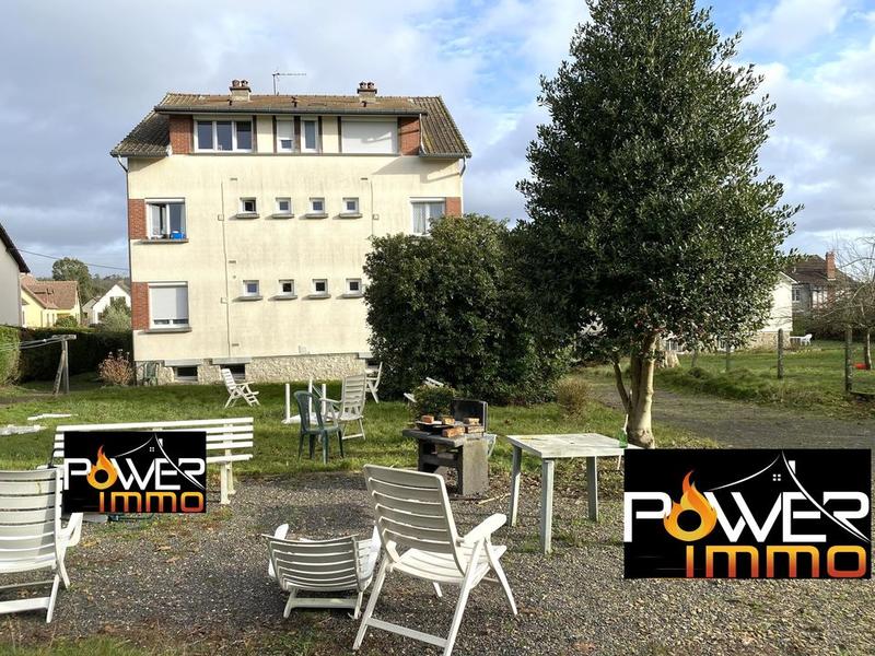 Immeuble - 330 m² - 21 pièces