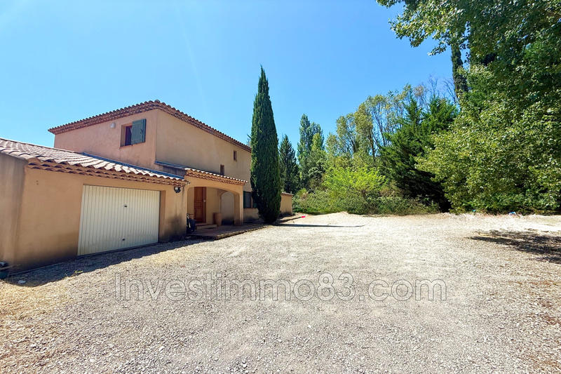 Maison - 200 m² - 7 pièces