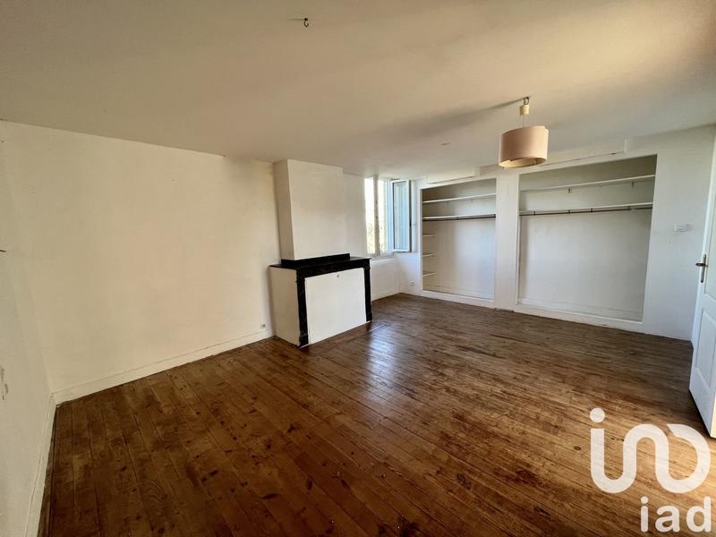 Maison - 260 m² - 7 pièces