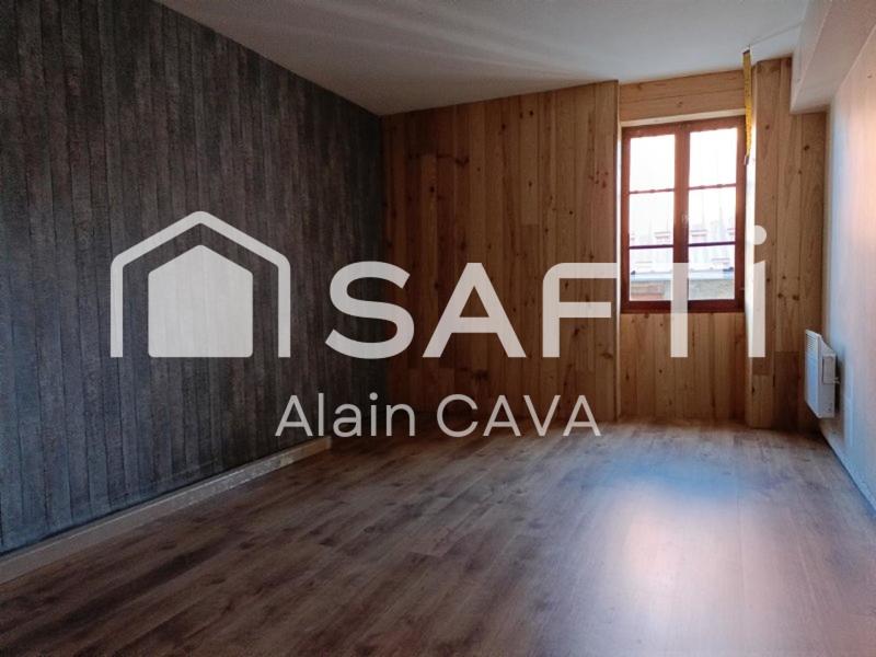 Maison de village - 240 m² - 8 pièces