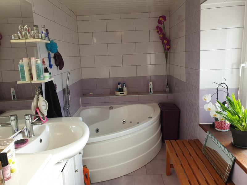 Appartement - 107 m² - 6 pièces