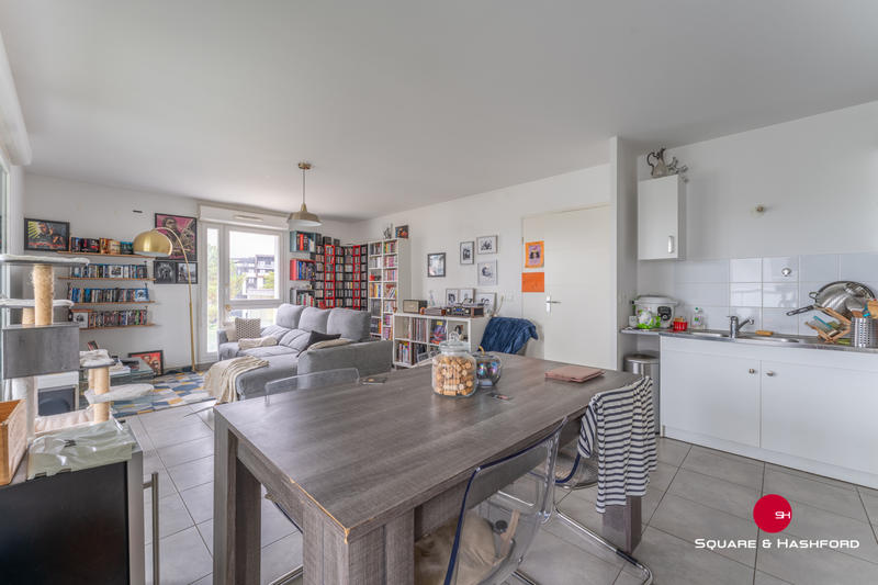 Appartement - 84 m² - 4 pièces