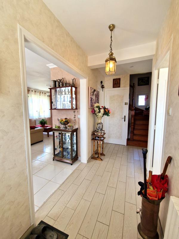 Maison - 98 m² - 4 pièces