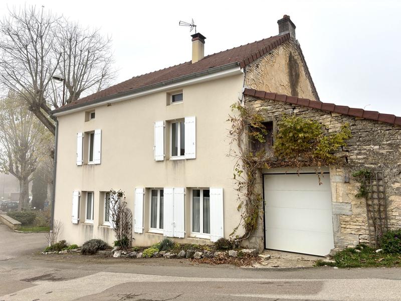 Maison - 147 m² - 5 pièces