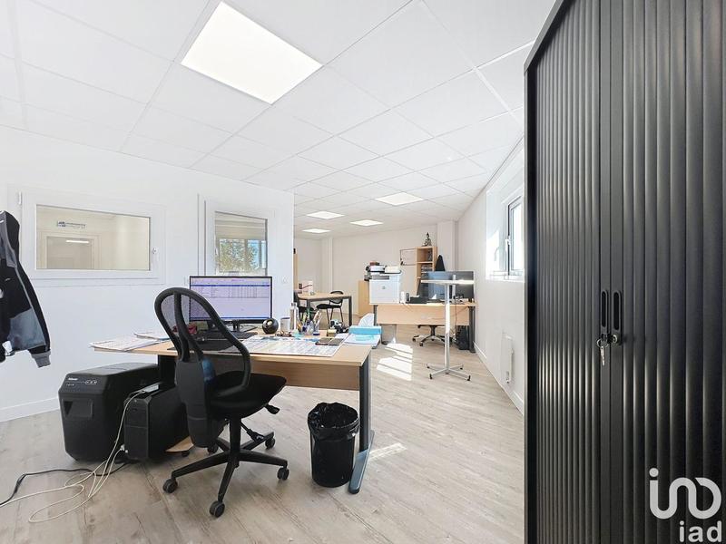 Local commercial - 208 m²