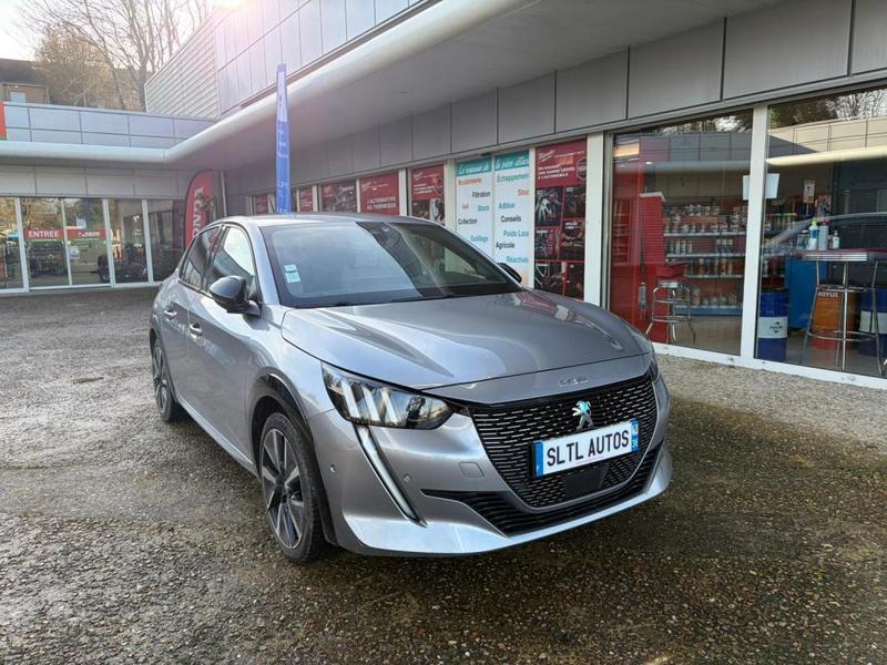 Peugeot E-208 Electrique 50 Kwh 136 Ch Gt + Chargeur 11 Kw Premiere Main Garantie 6 Mois / Reprise Possible
