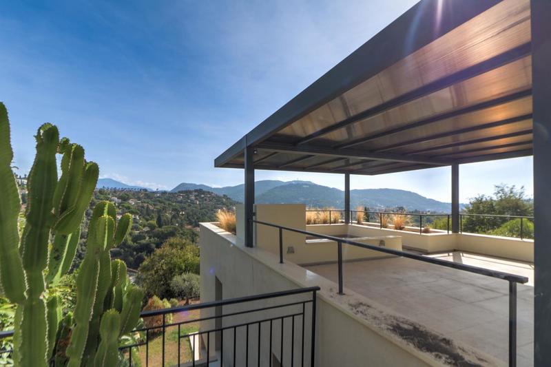 Maison - 180 m² - 5 pièces