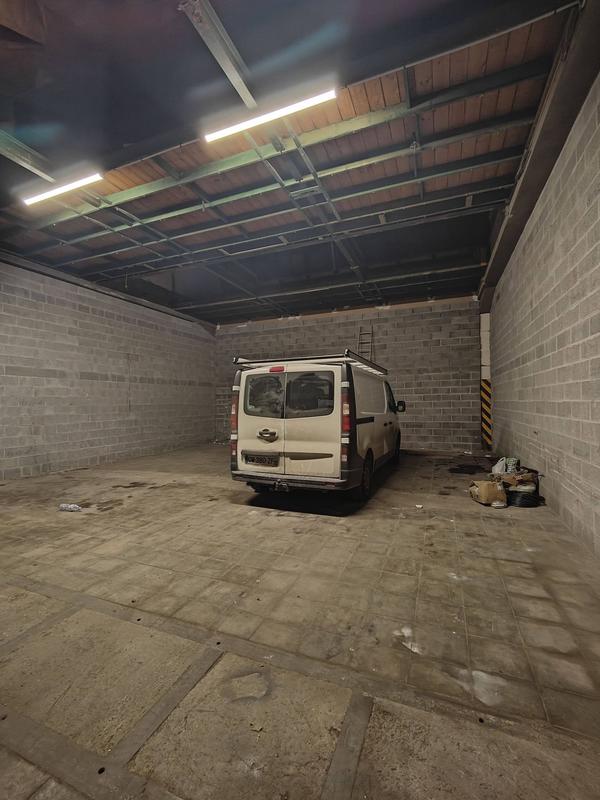Entrepôt - 119 m²