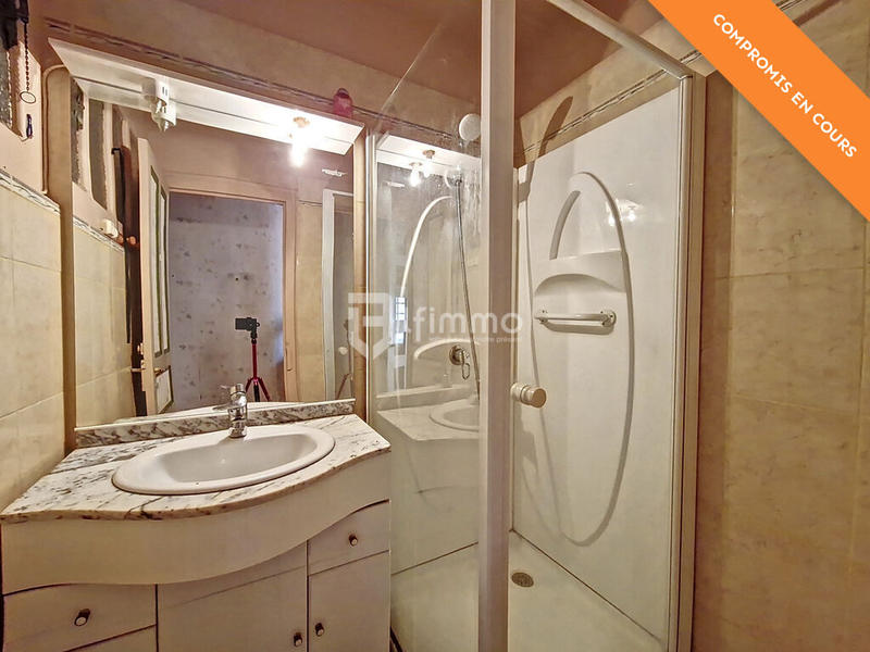 Maison - 182 m² - 8 pièces