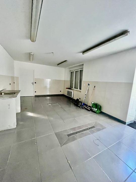 Immeuble - 311 m² - 1 pièce