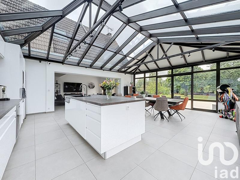 Maison - 221 m² - 9 pièces