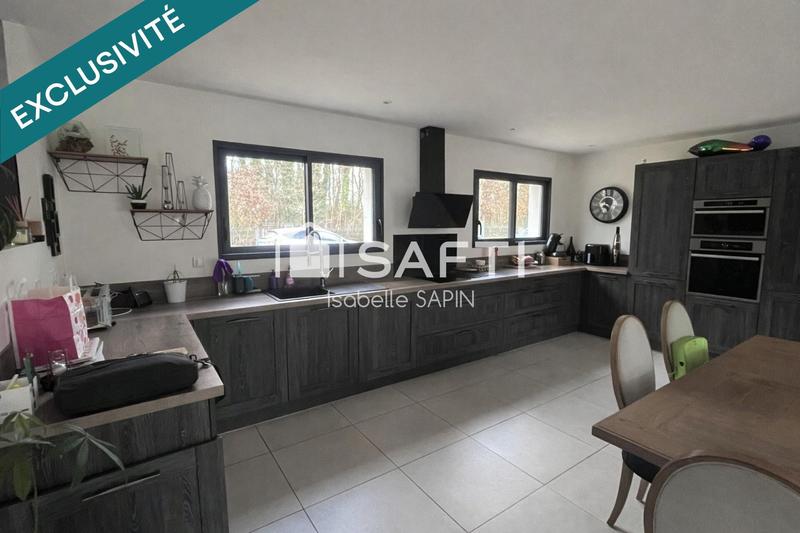 Maison - 123 m² - 4 pièces