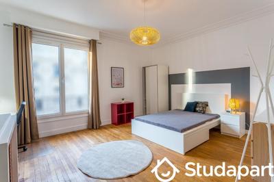 Chambre - 9 m² - 1 pièce