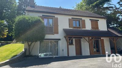 Maison - 140 m² - 5 pièces