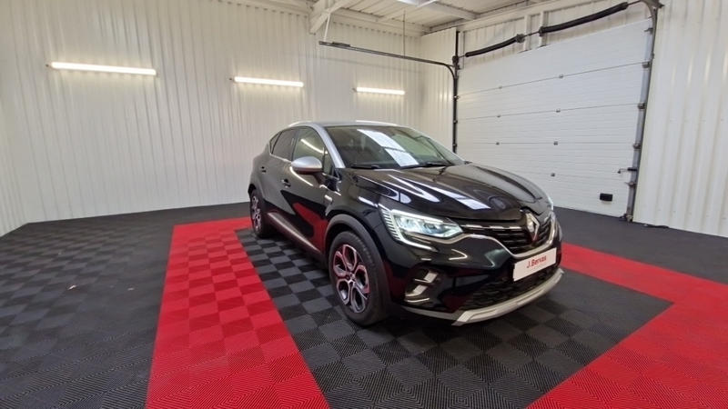 Renault Captur techno mild hybrid 160 Edc