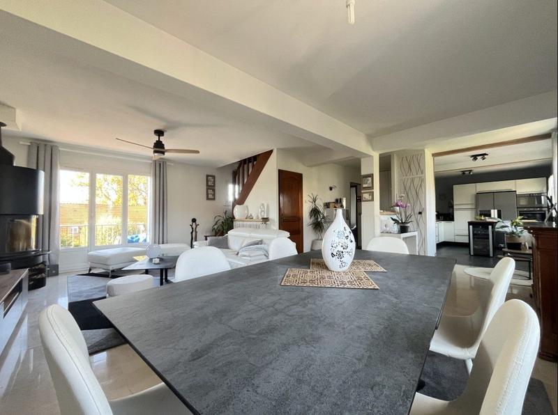 Maison - 153 m² - 6 pièces