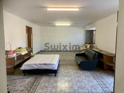 Mas - 214 m² - 16 pièces