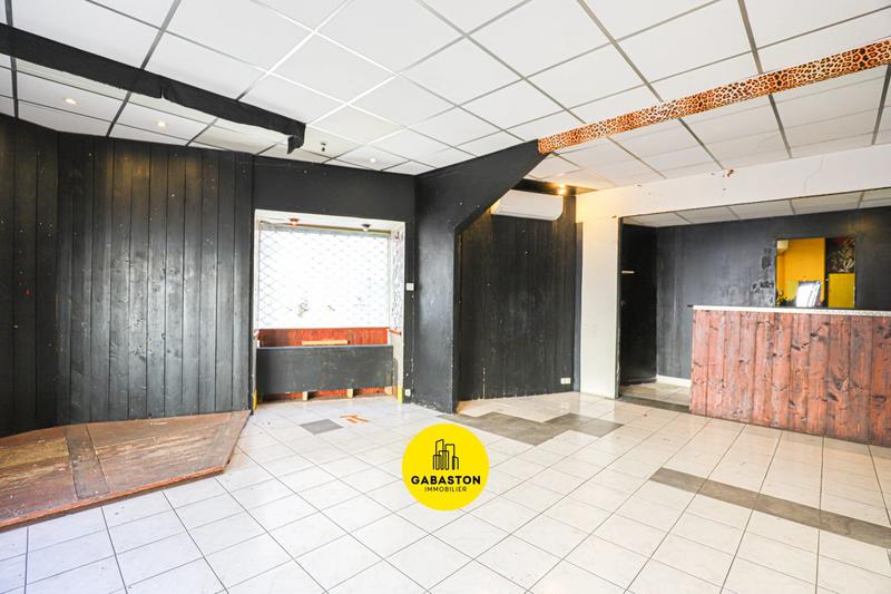 Local commercial - 65 m² - 3 pièces