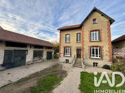 Maison - 174 m² - 6 pièces