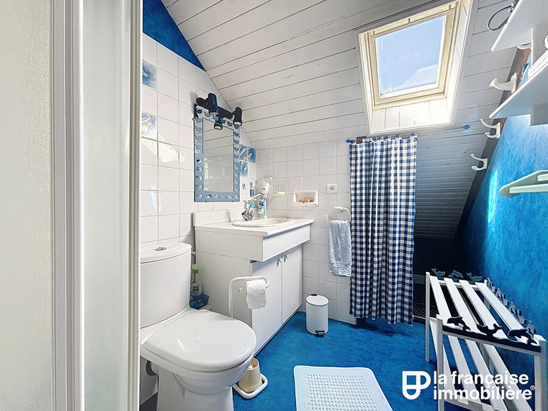 Maison - 249 m² - 8 pièces