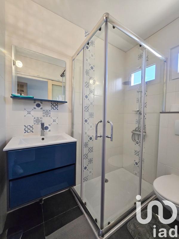 Maison - 228 m² - 9 pièces