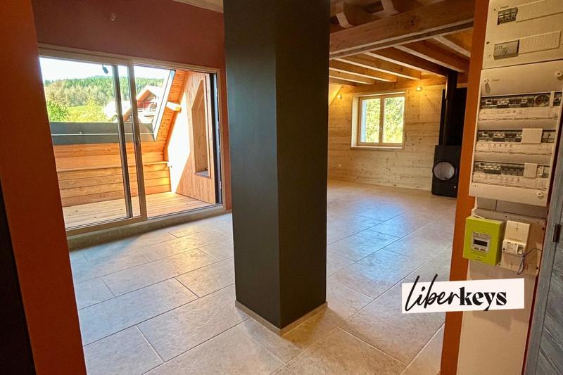 Appartement - 99 m² - 4 pièces