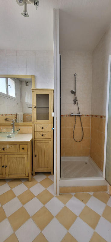 Appartement - 84 m² - 3 pièces