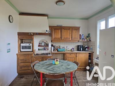 Maison - 96 m² - 4 pièces