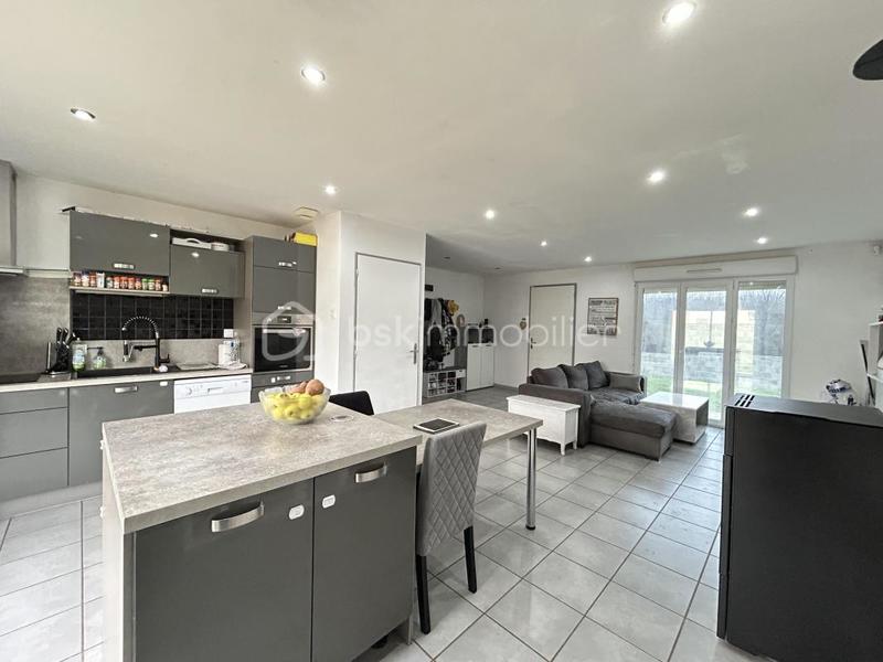 Maison - 88 m² - 4 pièces