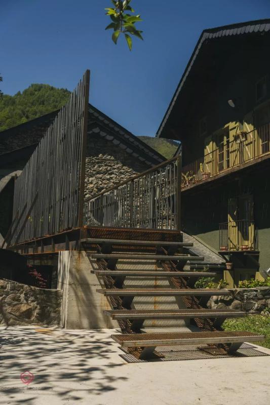 Maison chambre d'hôtes - 380 m²