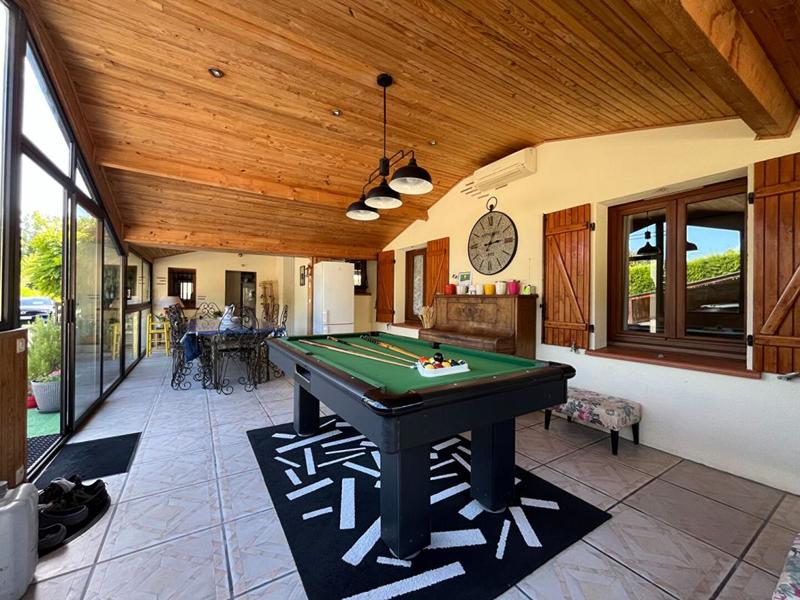 Maison - 208 m² - 7 pièces