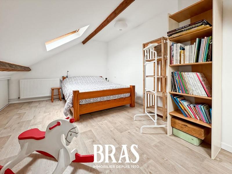 Maison - 160 m² - 10 pièces