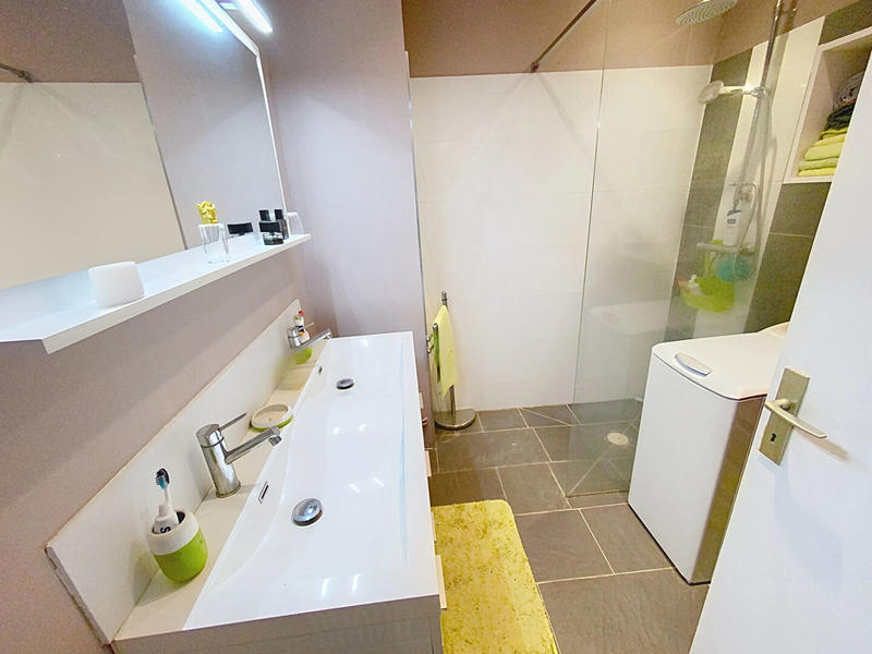 Appartement - 72 m² - 3 pièces