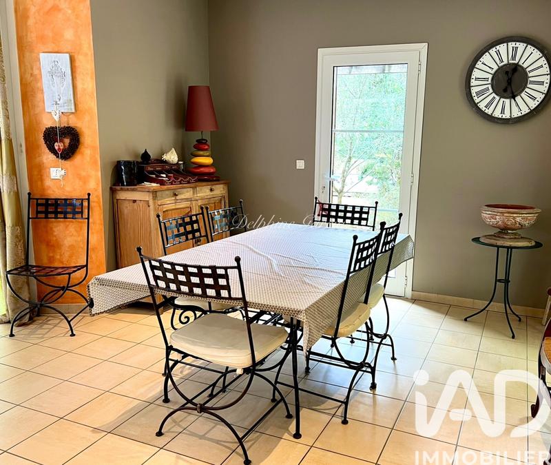 Maison de maîtres - 235 m² - 7 pièces