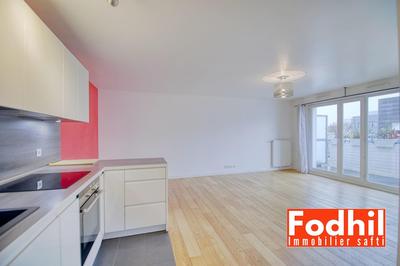 Appartement - 96 m² - 5 pièces