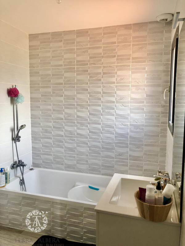 Villa - 123 m² - 4 pièces