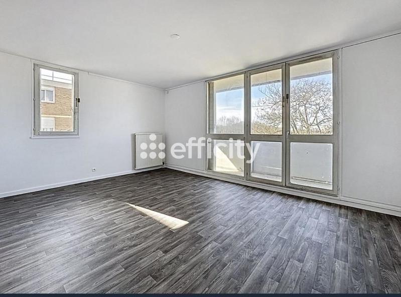 Appartement - 96 m² - 4 pièces