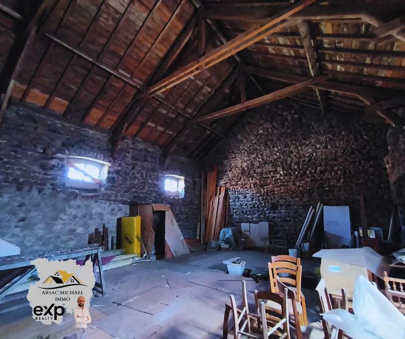 Immeuble - 205 m² - 16 pièces