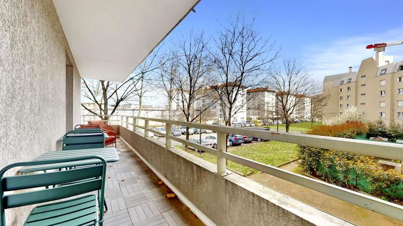 Chambre - 11 m² - 1 pièce