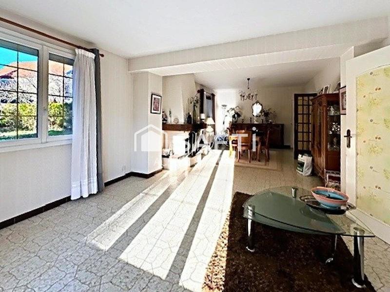 Maison - 110 m² - 4 pièces