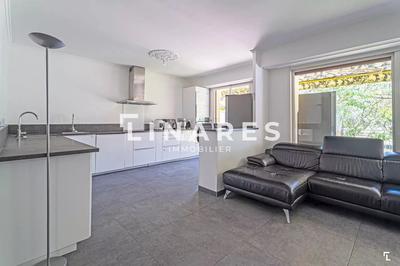 Appartement - 88 m² - 4 pièces