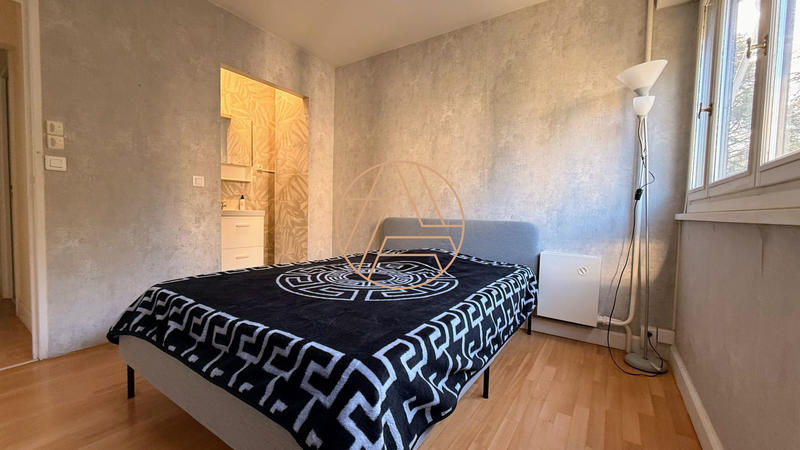 Appartement - 75 m² - 4 pièces