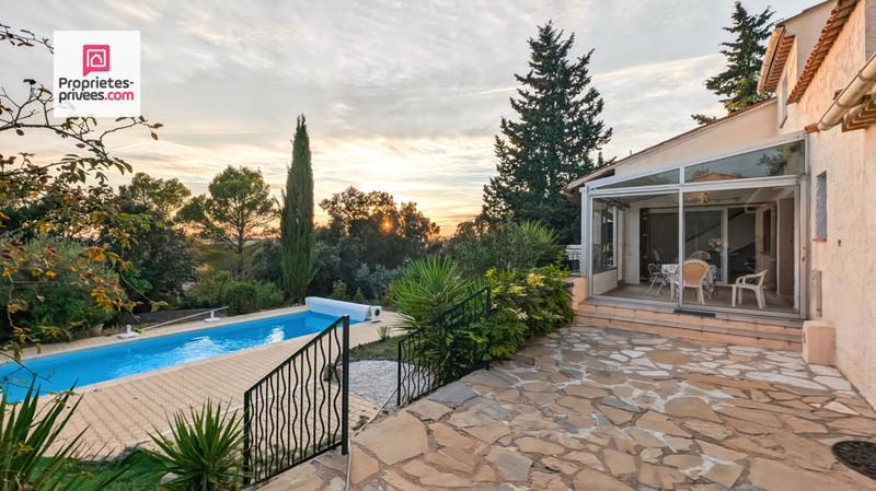 Maison - 151 m² - 6 pièces