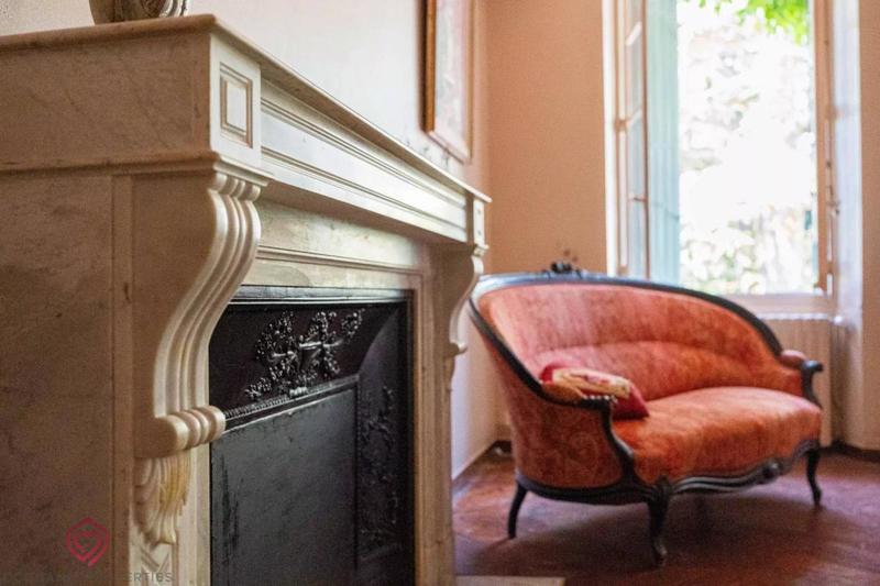 Maison de maîtres - 409 m² - 13 pièces