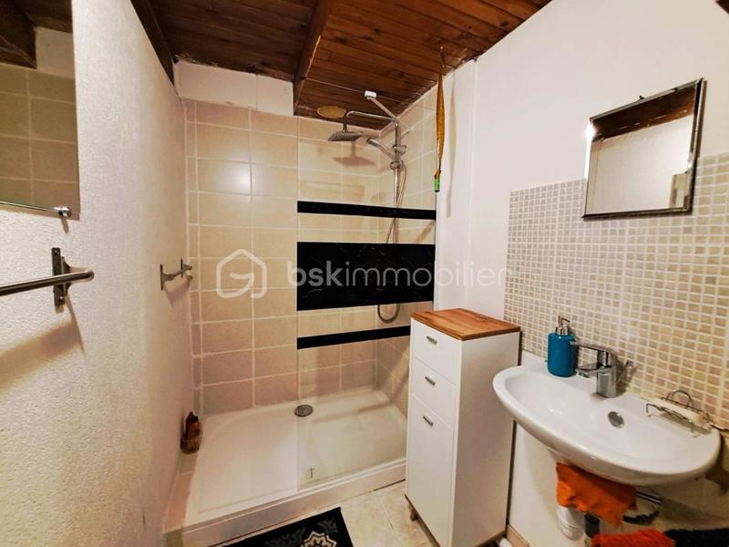 Maison - 90 m² - 3 pièces