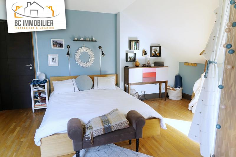 Maison - 167 m² - 6 pièces