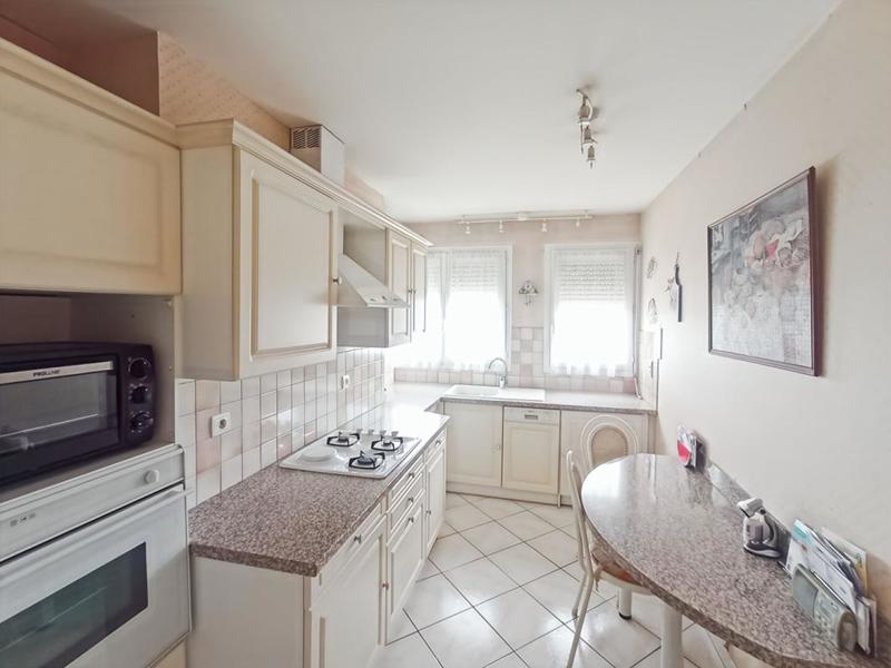 Appartement - 76 m² - 4 pièces