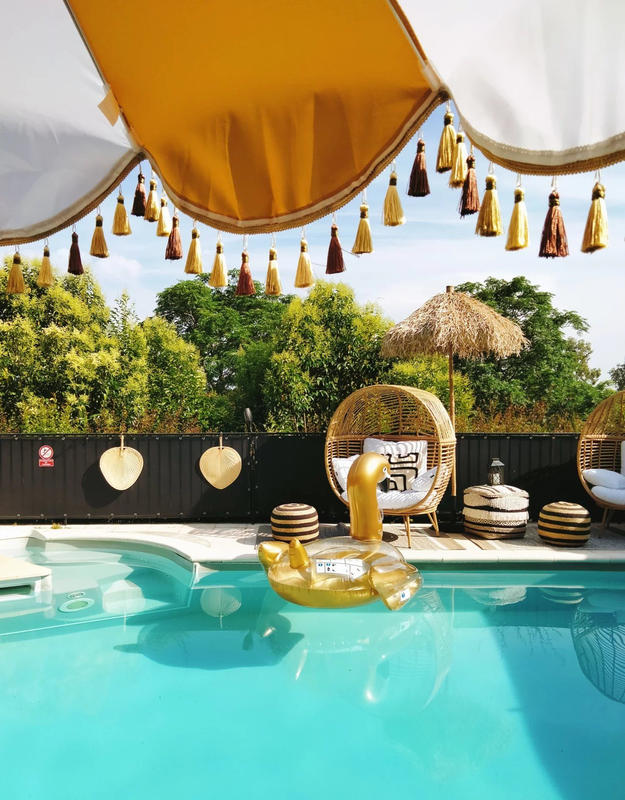 Maison - 380 m² - 10 pièces