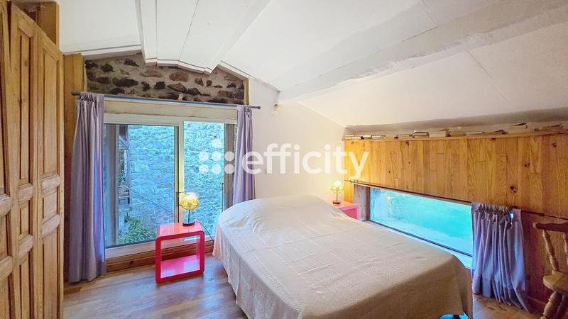 Mas - 300 m² - 11 pièces