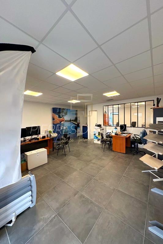 Local commercial - 63 m²